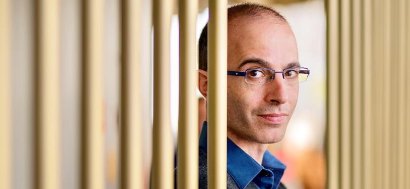 Harari, miután lefóliázták a könyveit: Nem a genderkérdés a legnagyobb probléma Magyarországon
