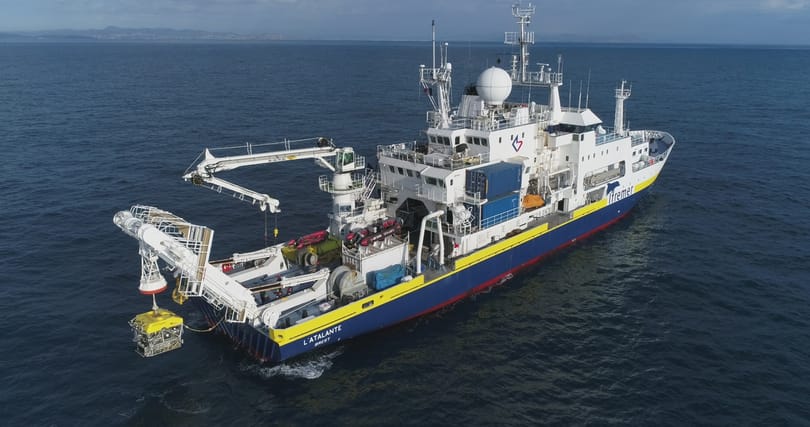 Elindult a segítség az eltűnt Titan tengeralattjáróhoz: francia szuperhajó érkezik, rajta egy tengeralattjáró robottal