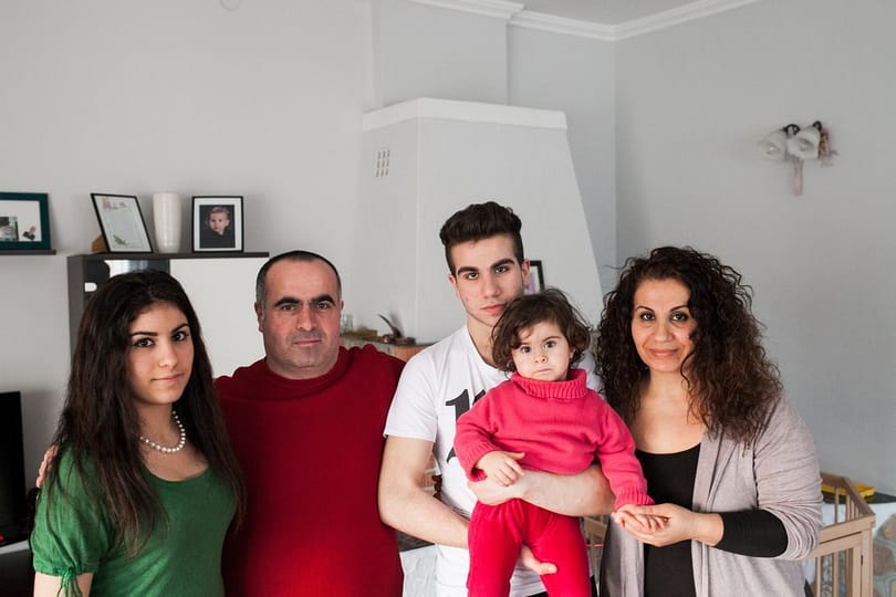 Egyelőre Magyarországon maradhat a húsz év után kiutasított kurd család