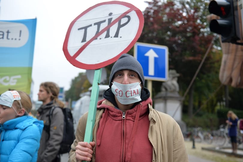 Elképesztő dolgok derültek ki az EU–USA szabadkereskedelmi megállapodásról