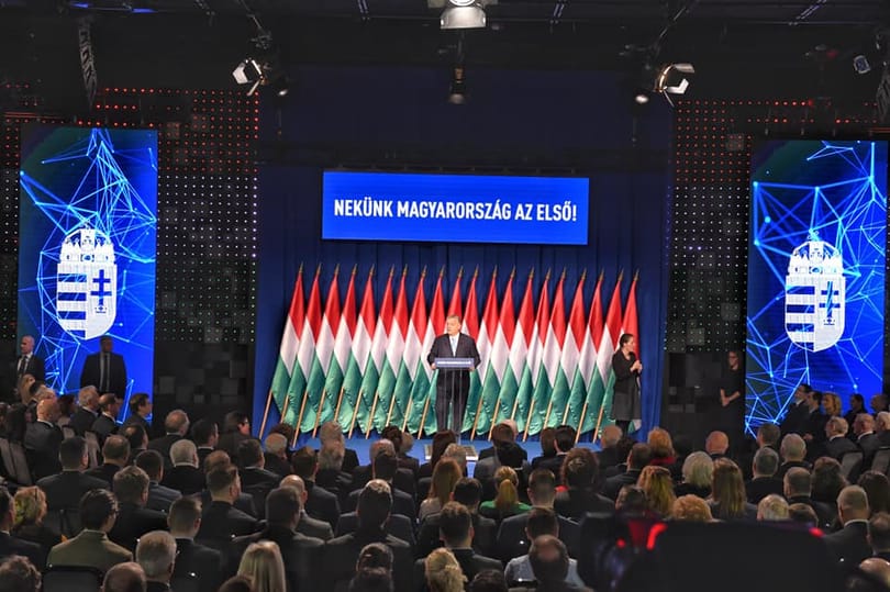 Ilyen tombolás még sosem volt Orbán évértékelőjén - összefoglalónk