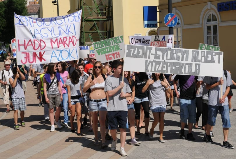 A szülők tovább üzemeltetnék a bezárásra ítélt iskolákat