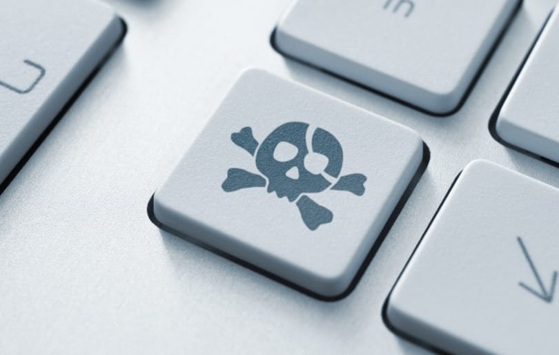 Így veri át a magyar vásárlókat is az olcsó kínai online bútorbolt