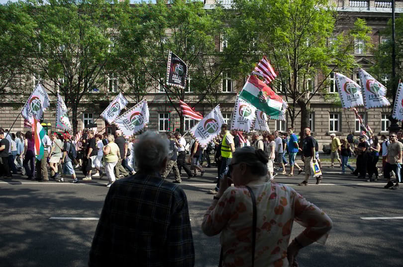 „Tagok legyünk? Vagy szabadok?” - videó a Jobbik-tüntetésről
