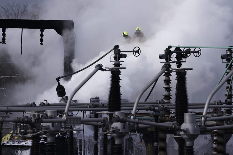 Az elektromos tűz után lassan újraindul a közlekedés a Heathrow-n