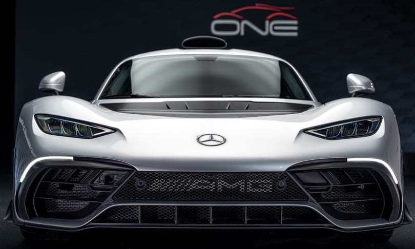 Így alázza le a 730 lóerős AMG-t a legújabb hibrid Mercedes – videó