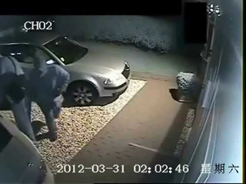 Videó: 3 perc alatt lopnak el egy autót hekkerek