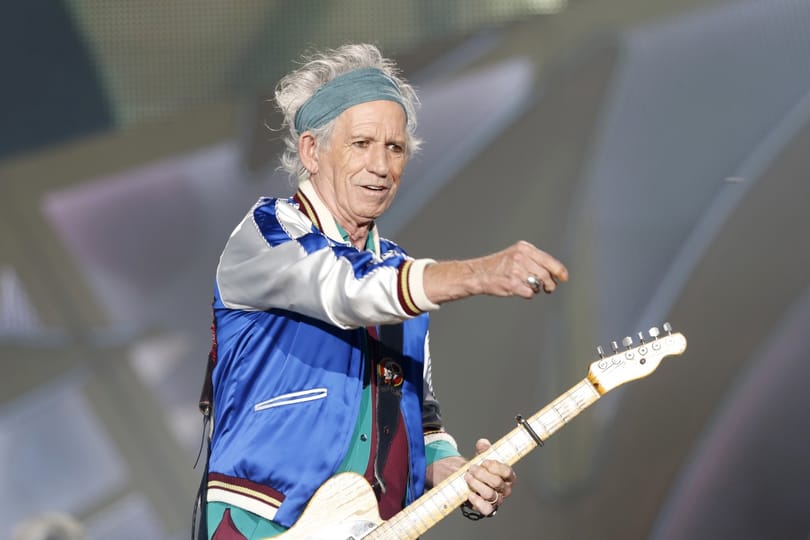 Énekelt a királynőnek, majd a megírta a poptörténet legvaskosabb fejezetét – Keith Richards 80 éves