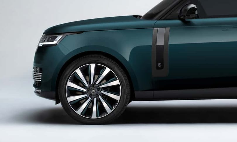 615 lóerős V8-as csúcsmodellt mutattak be a Range Roverből