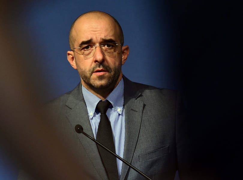 Kovács Zoltán: Juncker összekeveri az álhírt a véleménnyel