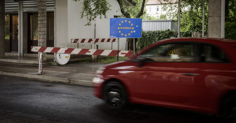 Sokaknak ismét negatív koronavírustesztet kell felmutatniuk a szlovén határon