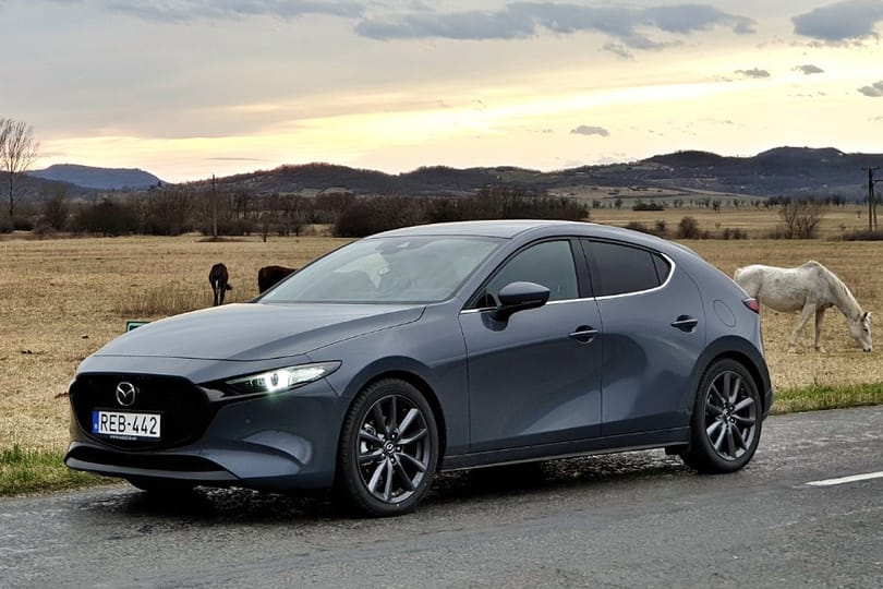Kicsit benzines, kicsit dízel csodamotor: végre tényleg elkészült vele a Mazda