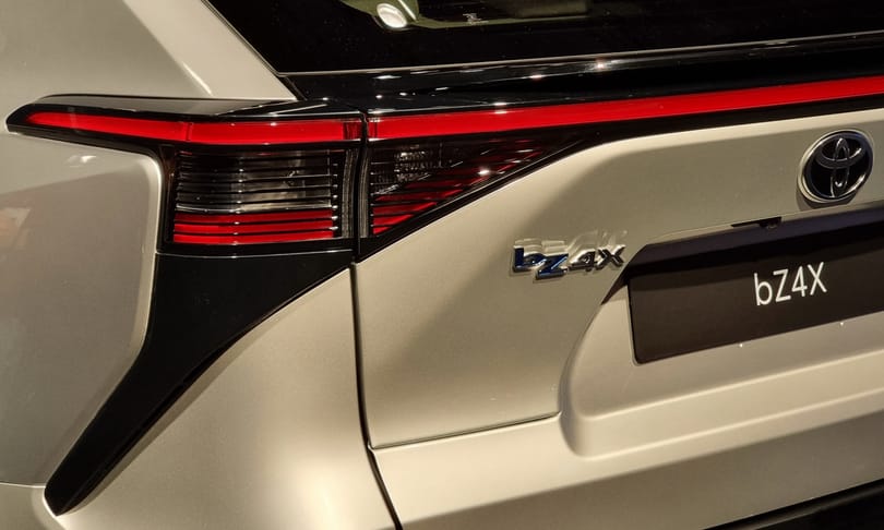Beárazták az első igazi elektromos Toyotát
