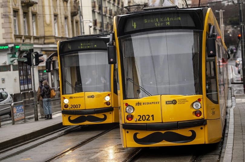 A metrók, a HÉV-ek, sok villamos és busz is jár majd szilveszter éjjel Budapesten