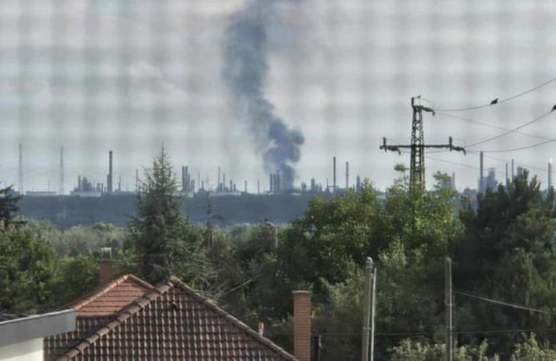 Egy fotó alapján tűz volt a Mol százhalombattai olajfinomítójában