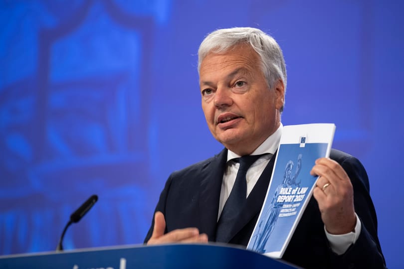 Az Európai Bizottság feltételezésnek nevezte, hogy novembertől küldenék az uniós pénzeket Magyarországra