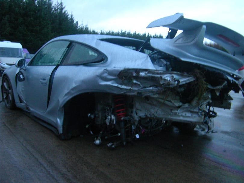 80-nal is ki lehet végezni egy Porsche 911 GT3-ast - fotók