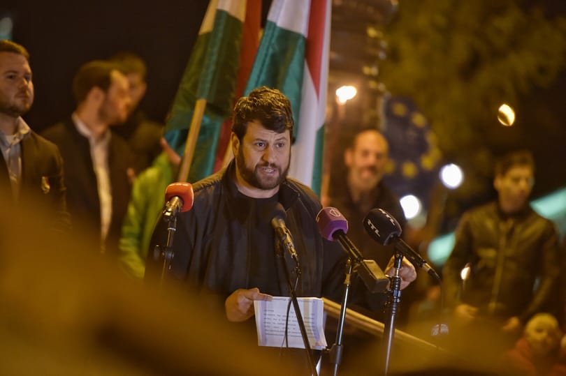 Puzsér visszaszólt a Momentumnak: Az egész csak seftelés