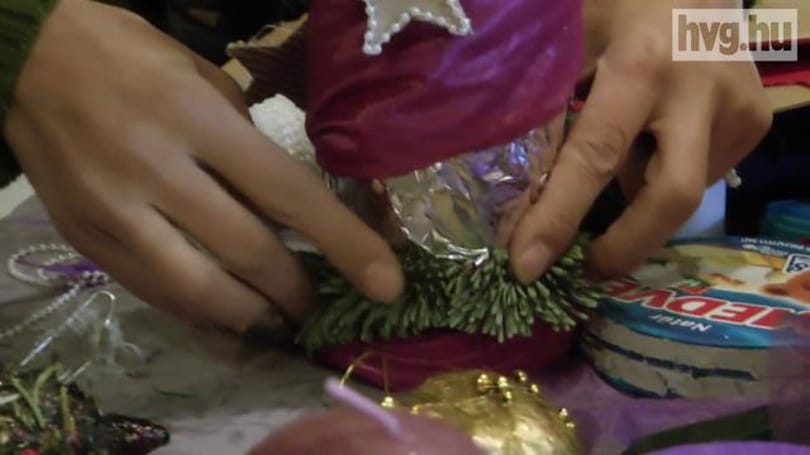 Hogyan készítsünk párszáz forintból karácsonyi díszt? - videó