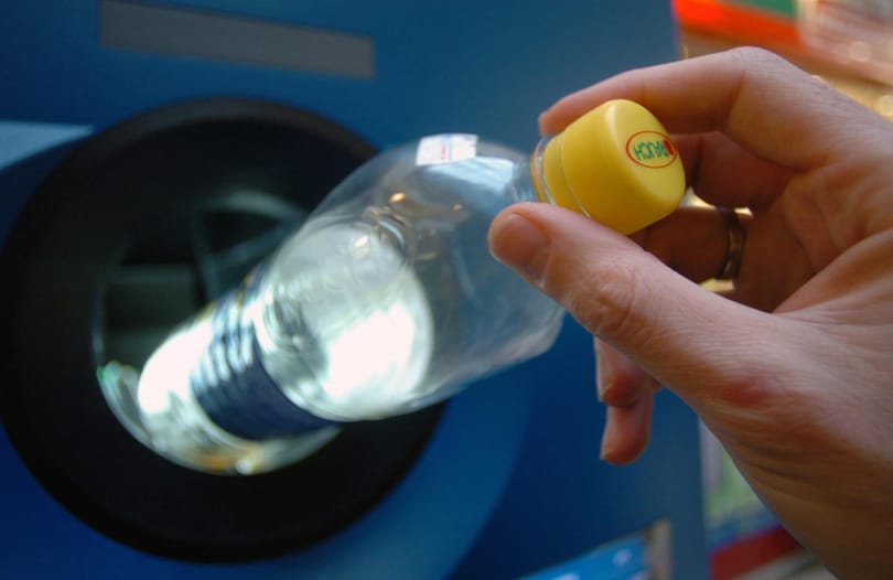 Jövő nyártól tilthatják be az egyszer használatos műanyagokat
