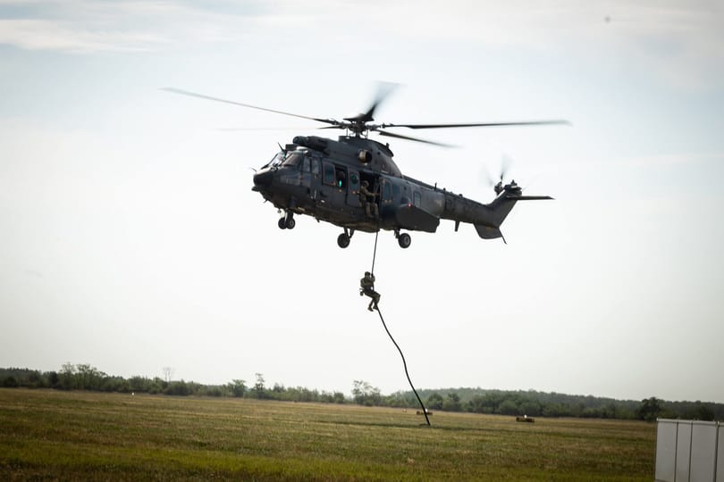 Teljes a honvédség helikopterflottája, megjött a hiányzó két H225M