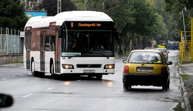 Volvo hibrid buszt tesztel a BKV