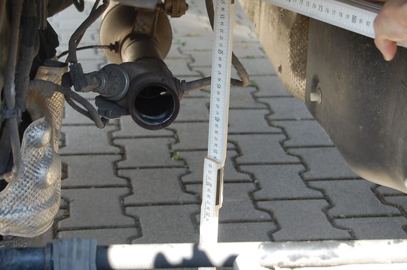 Egy lopott biciklin csúsztak el a katalizátor-tolvajok