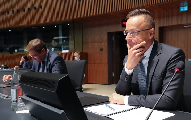 Szijjártó állt ki úgy a lengyelek mellett, hogy Fehéroroszországot csak futólag említetette meg