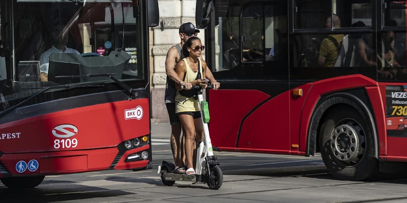 Ön- és közveszélyes: a precíz szabályozás még nem érte utol az elektromos rollereket