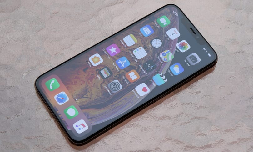 Samsung-telefonokat reklámoznak, no de miért iPhone-nal?