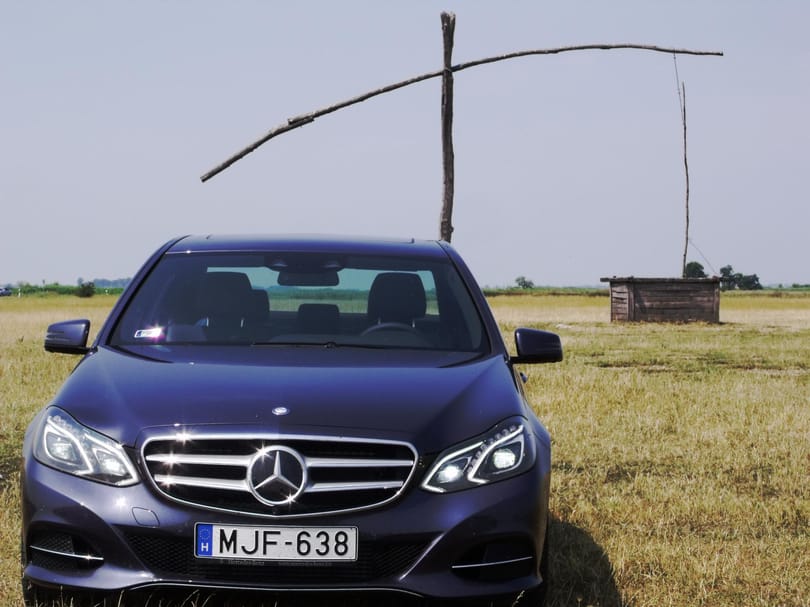Mercedes-Benz E-osztály teszt: hunyorgó uralkodó