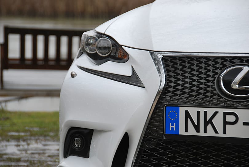 Lexus IS 200t-teszt: egy japán harcos Európa ellen