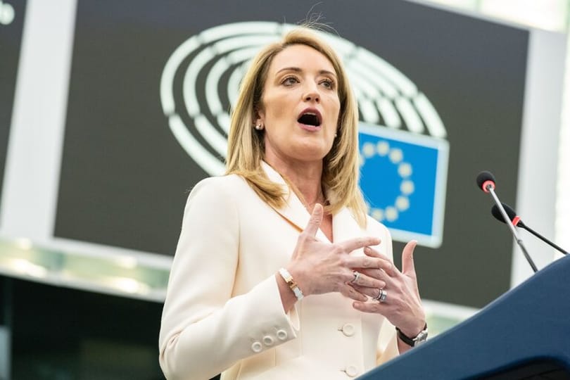 Arany, csokoládé, pezsgő – késve bár, de közzétette az ajándékok listáját az Európai Parlament elnöke