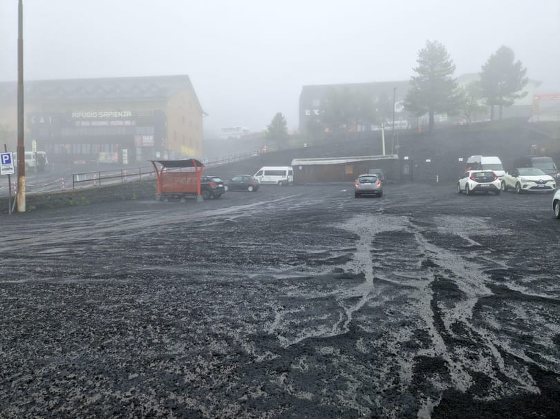Videón az Etna kitörése