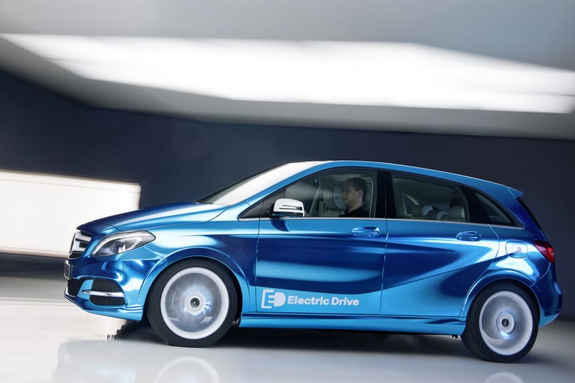 Jön az elektromos Mercedes B-osztály