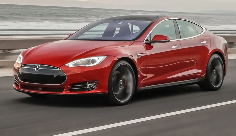1,5 millió kilométer van már a rekorder Tesla órájában
