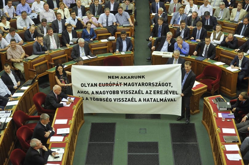 Kövér újra lecsap: megbüntetne két PM-es képviselőt