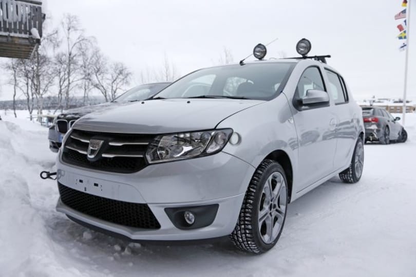 Mégiscsak lesz sportos Dacia Sandero