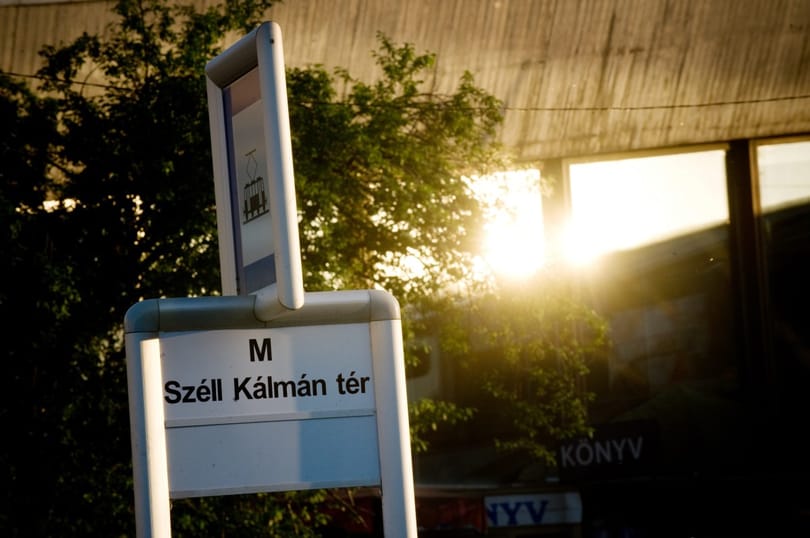 Tarlós álma Naomi Campbell-lel – indulhat a Széll Kálmán tér felújítása