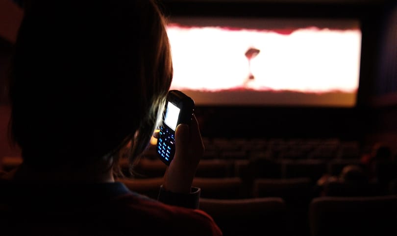 Lelőtt egy sms-ező férfit egy floridai rendőr