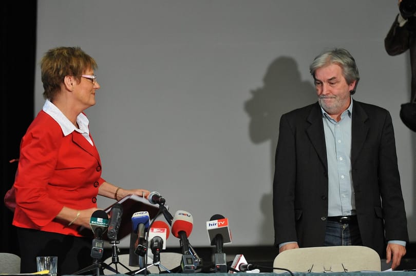 A PDSZ azt kéri, halasszák el a köznevelési törvény vitáját