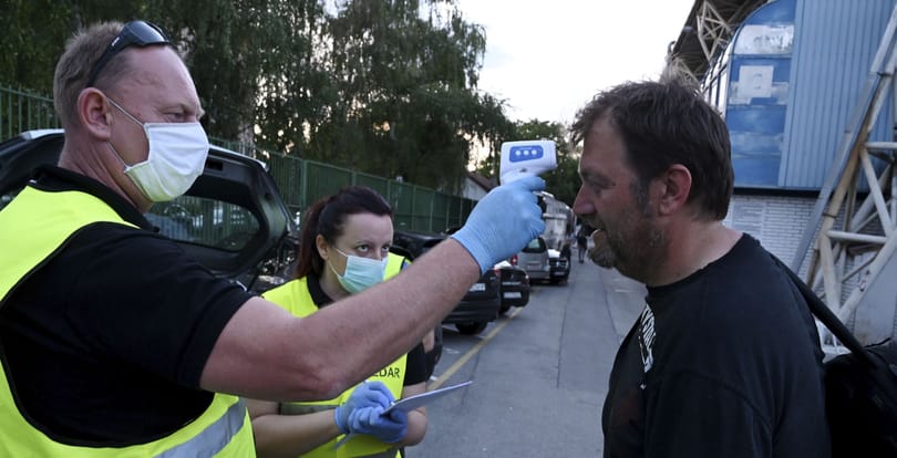 Bulizó fiatalok terjesztik a koronavírust Szerbiában
