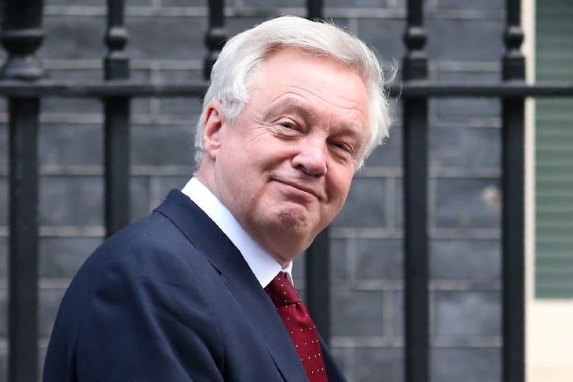 Lemondott a brit Brexit-ügyi miniszter