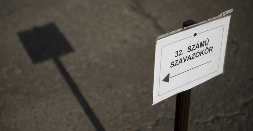 Törvényes lesz a szavazók szállítása, ha nem busszal csinálják