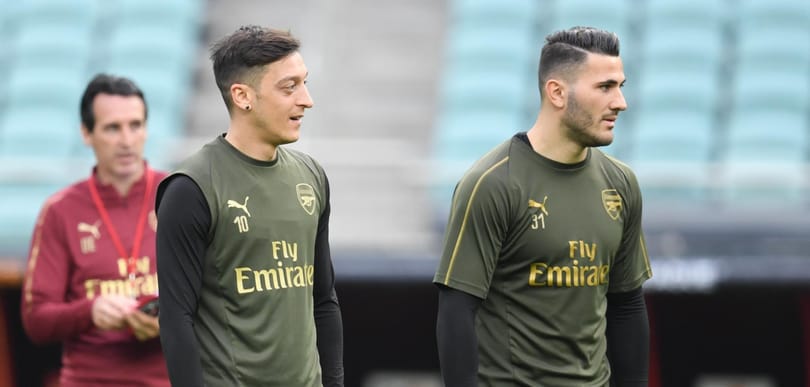 Késes rablók támadtak Mesut Özilre és csapattársára – videó