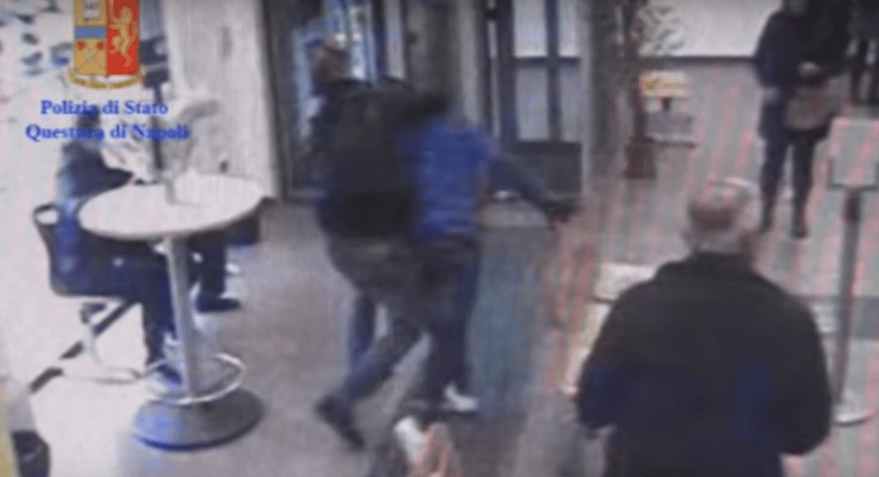 Videó: Mi kell egy bankrabló lefegyverzéséhez?