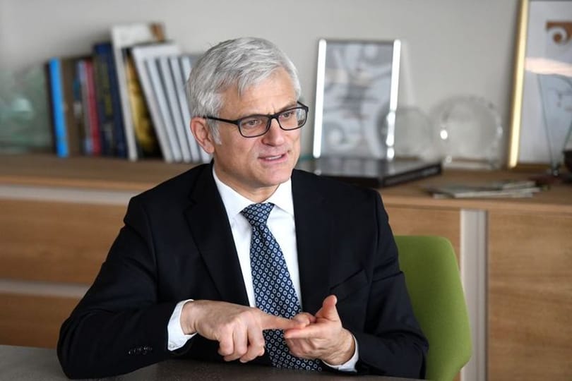 „Ha ilyen jól csinálod, a következő 20 évben visszaszerzed, amit elbuktunk”