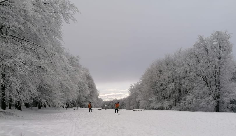 Közel 30 centiméternyi hó hullott a Kékestetőn