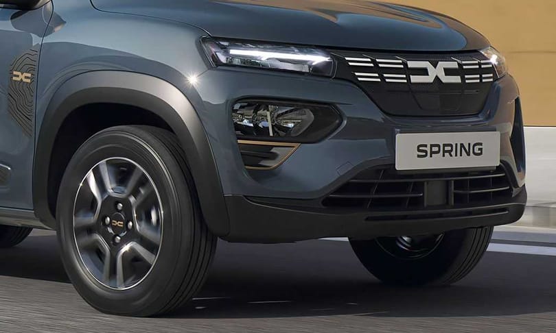 Extrém: 65 lóerőre vadította apró villanyautóját a Dacia