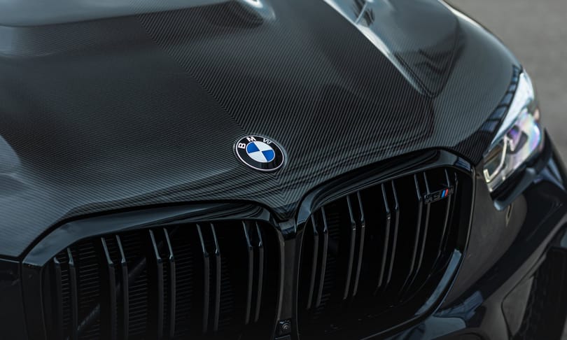 Radikálisan más dizájnt kap a rekorderős vadonatúj BMW X5 M